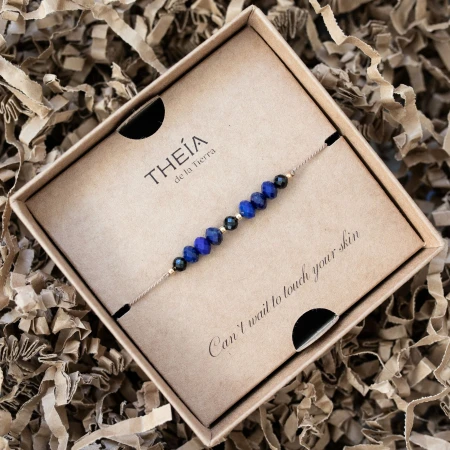bracelet-the-charm-of-a-summer-night-in-the-box.jpg