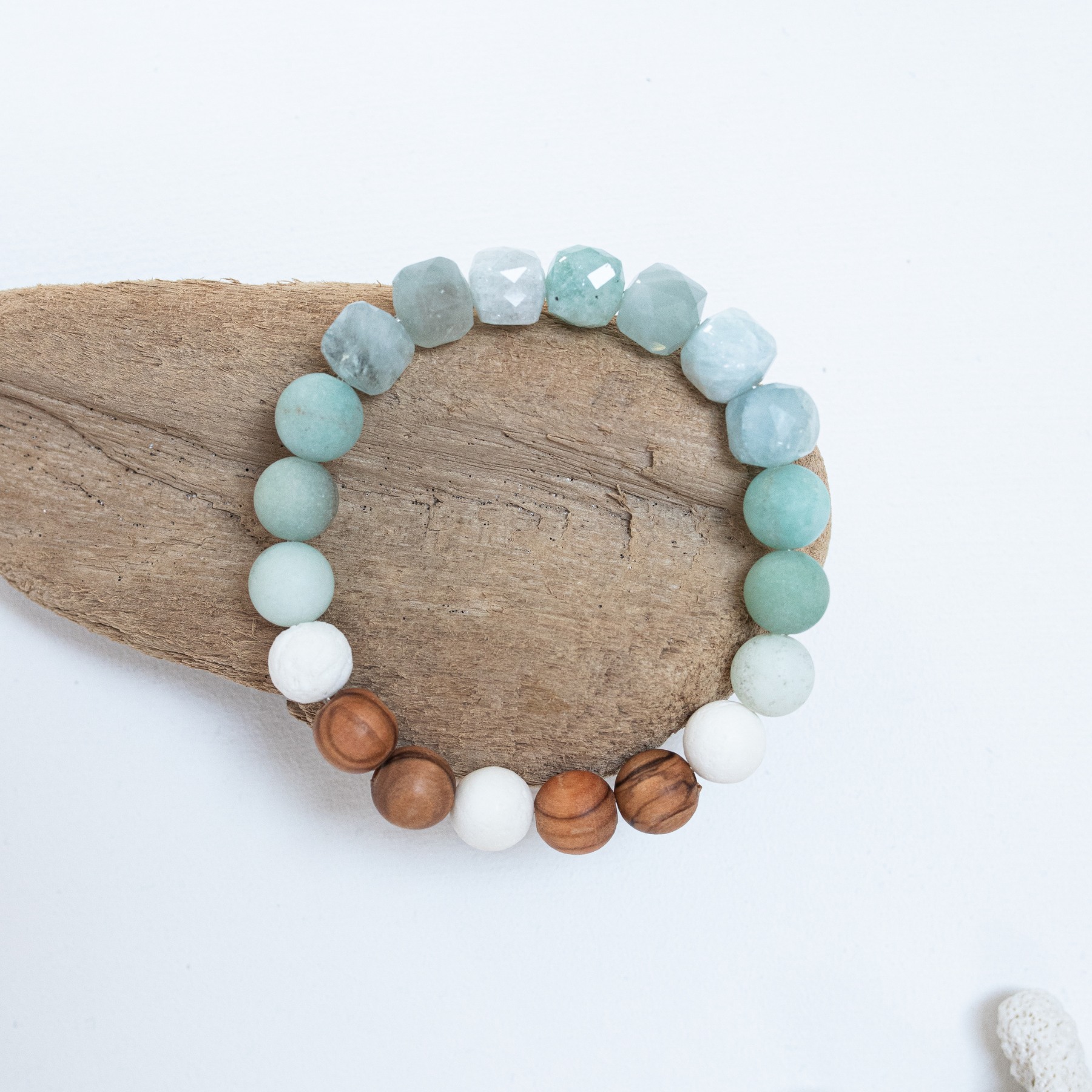 bracelet-elements-of-poseidon-top-view.jpg